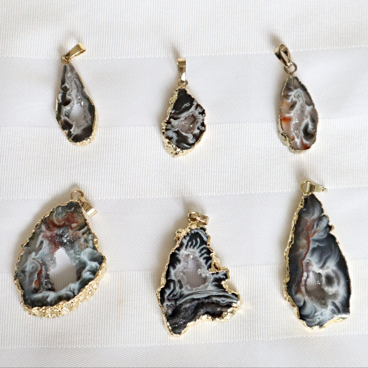 Druzy Geode Agate Pendant Necklace gold with Chain