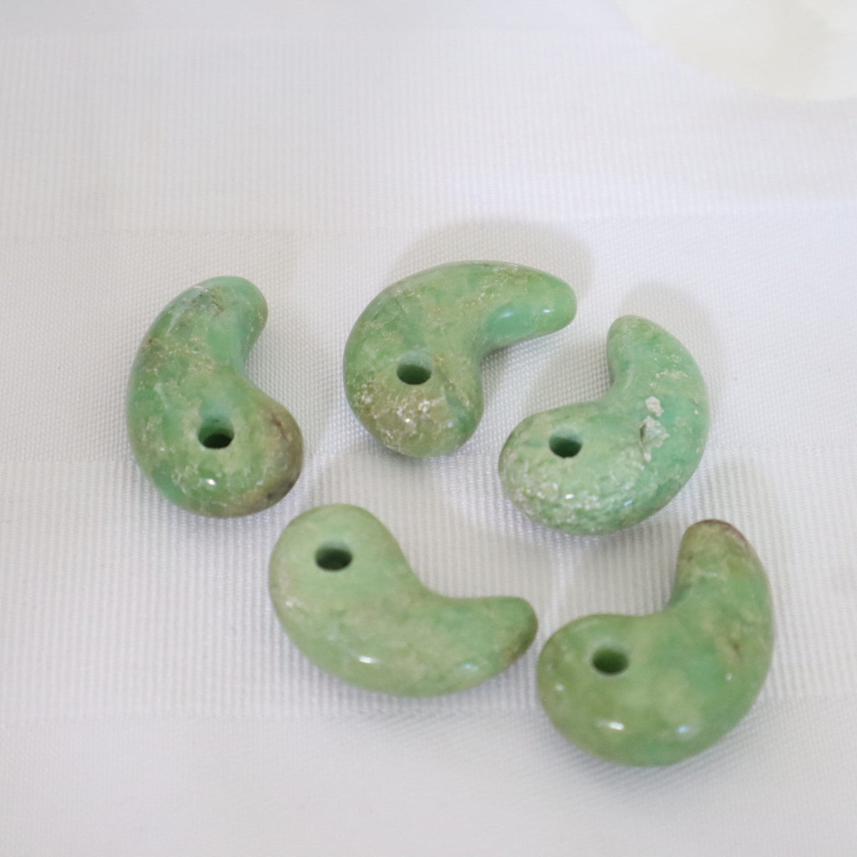 Chrysoprase Magatama Japanese Talisman