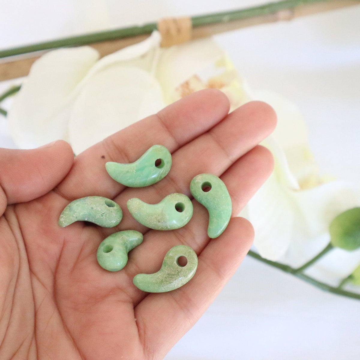 Chrysoprase Magatama Japanese Talisman