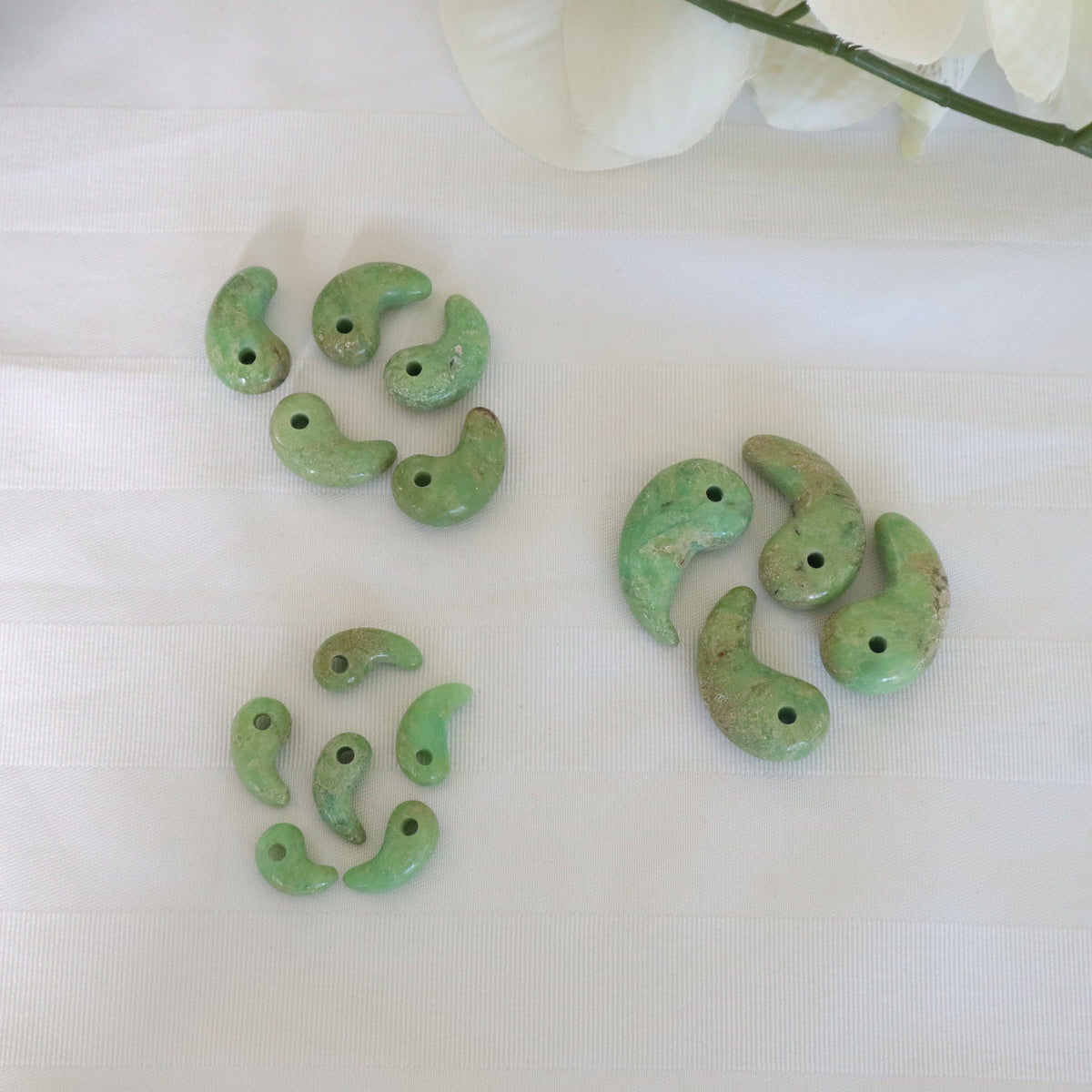 Chrysoprase Magatama Japanese Talisman