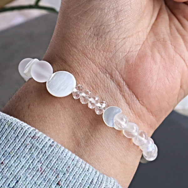 Moonstone Celestial Bracelet, Full Moon Cycle Bracelet, Moon Jewelry For Women, Moonstone Labradorite Bracelet, Emotional Healing