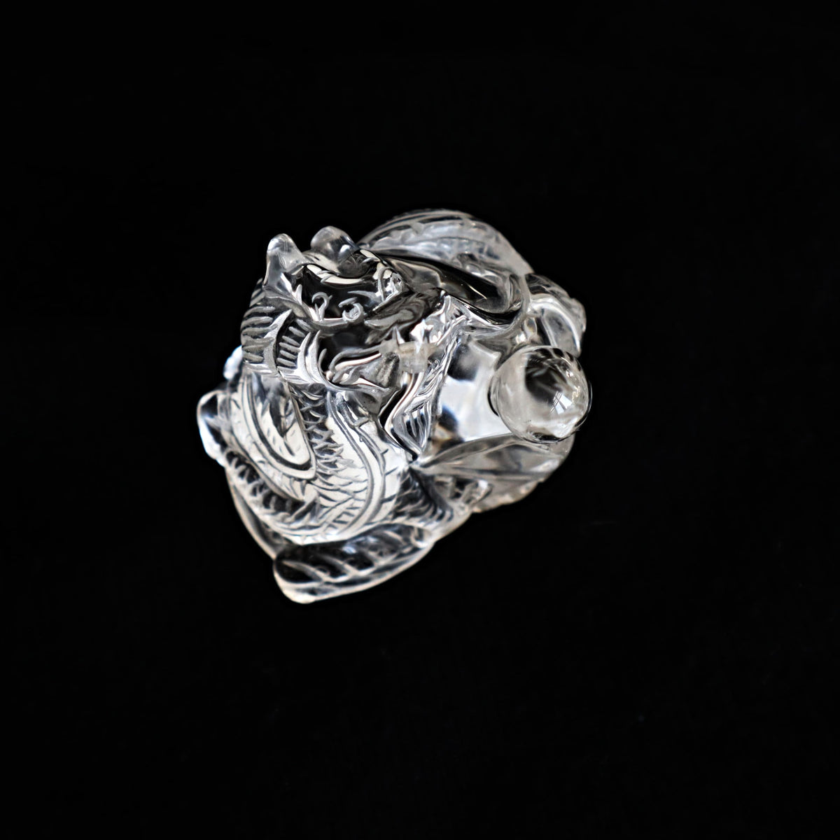 Hand Carved Dragon in Natural Quartz Rock Crystal 100 % flawless Top AAAA grade